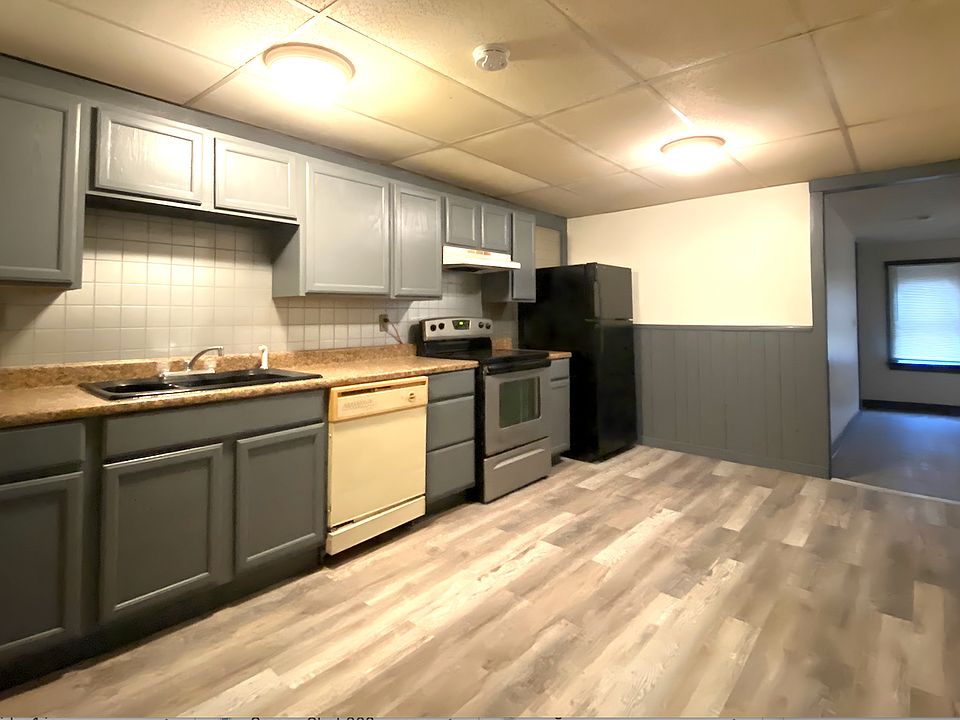 2nd image of 14 Bridge #16-A
