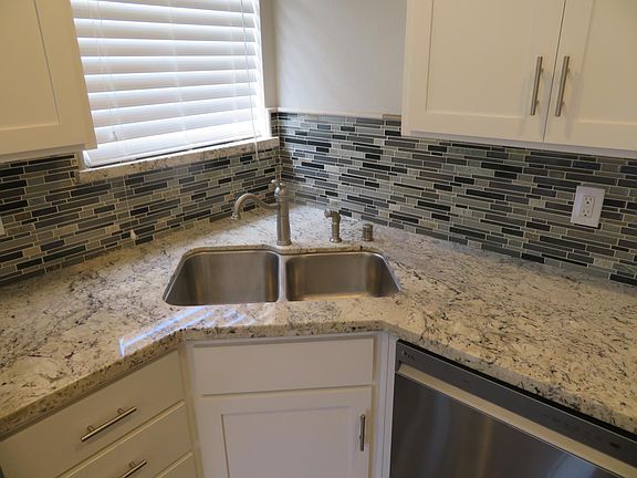 5th image of 7401 Auburn Oaks Ct APT T