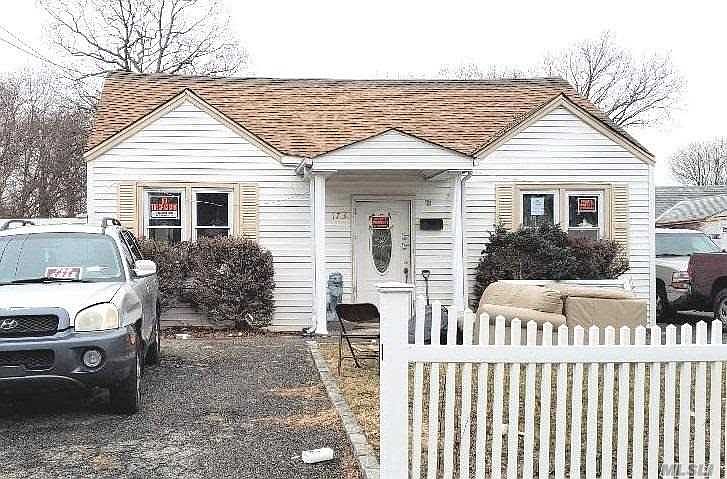 1st image of 173 Lake Dr