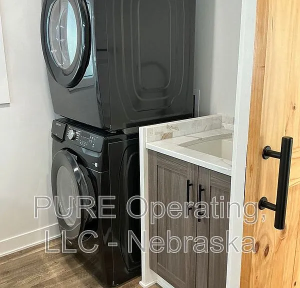 316 N 13th St — Photo 8