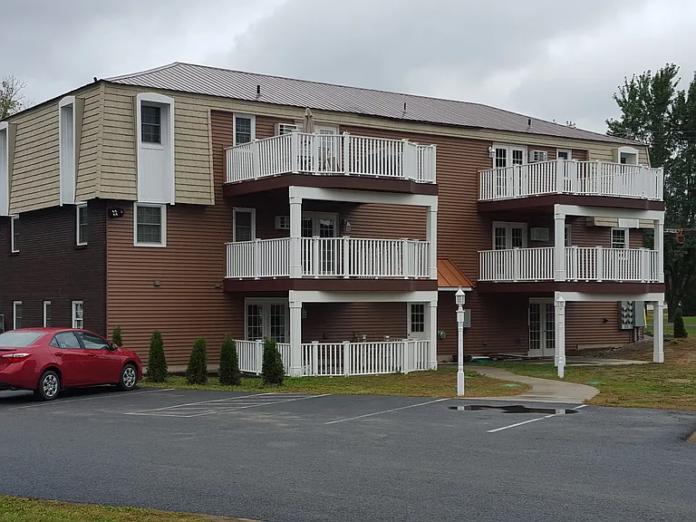 Oakhaven Acres Apartments — Photo 27