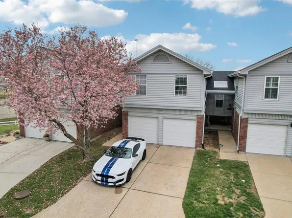 4354 Arrow Tree Dr, Saint Louis, MO 63128