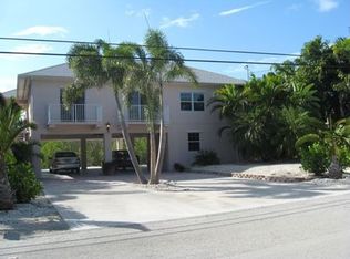 17325 Jamaica Ln, Sugarloaf Key, FL 33042