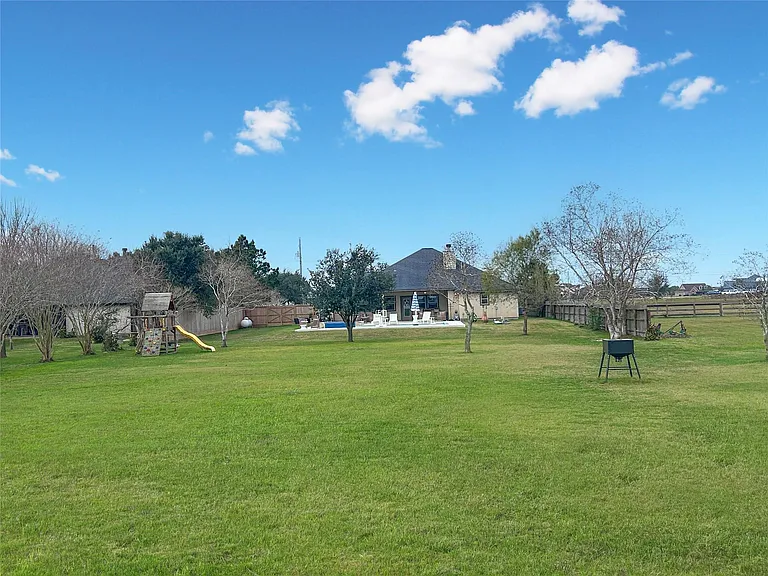 626 Sunset Trl — Photo 42