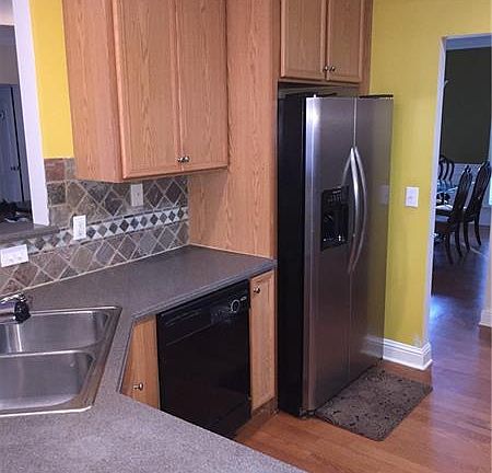 4th image of 7104 Roselake Cir