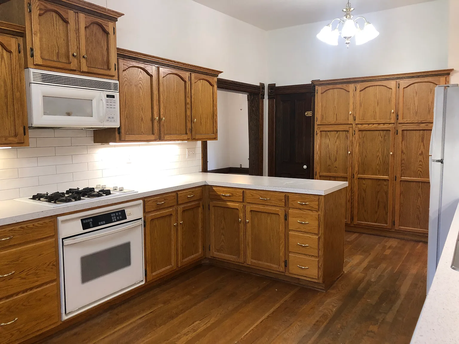 3 bed, 2.5 bath, 2000 sqft, $1,800 — Photo 4