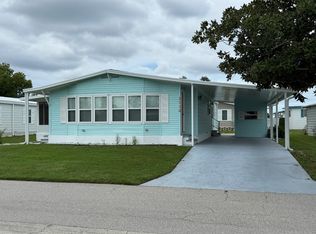 5718 Scarborough Ln, Sarasota, FL 34241