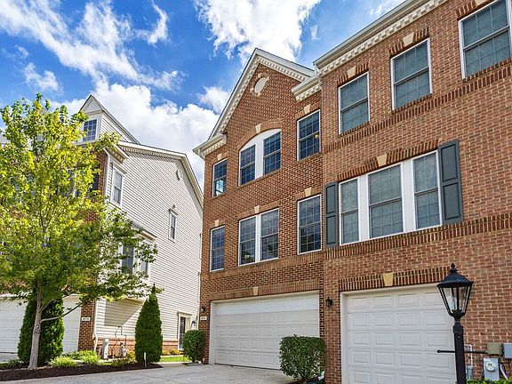 2nd image of 8519 Ice Crystal Dr Unit 146