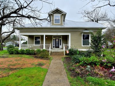 606 Mills St, Smithville, TX, 78957