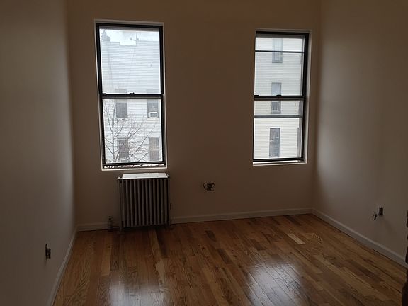 3rd image of 1340 Dekalb Ave #3