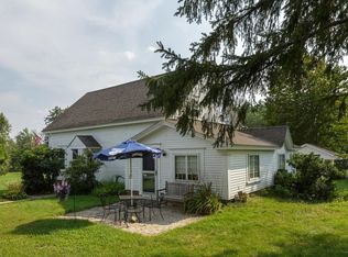 150 Middle Rd, Deerfield, NH 03037