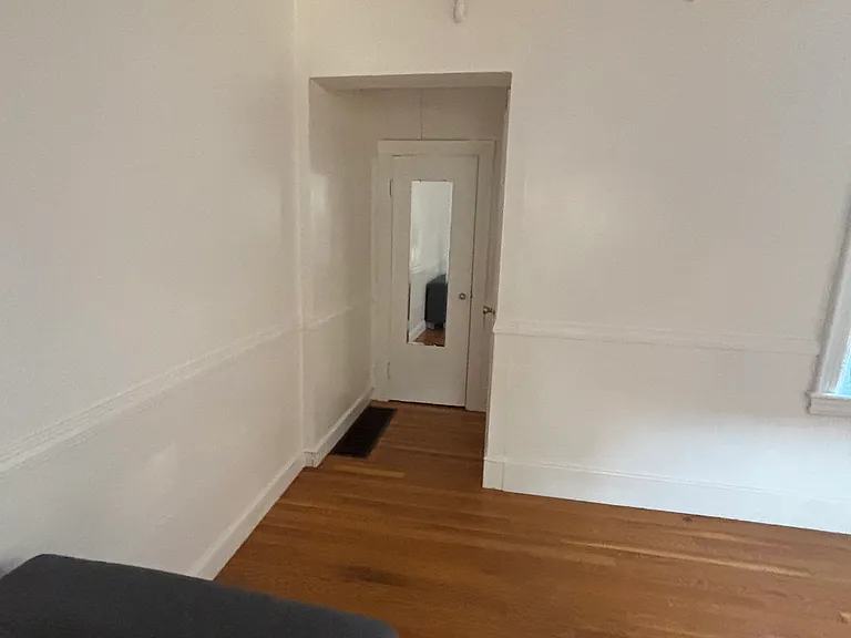 219 Washington St #9 — Photo 9