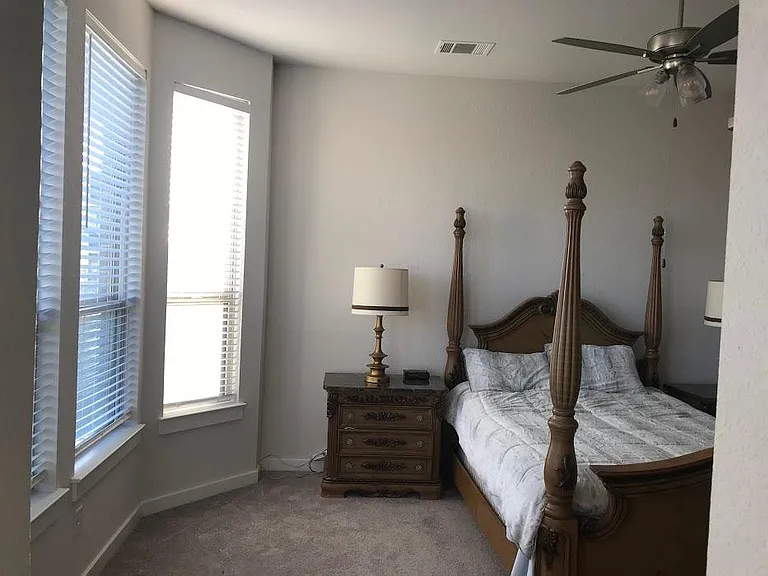 6037 Amalea Ln — Photo 21