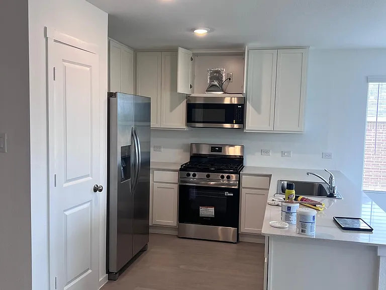 405 McNelly Ln — Photo 6