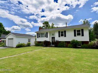 20 Crell Ave, Wynantskill, NY 12198