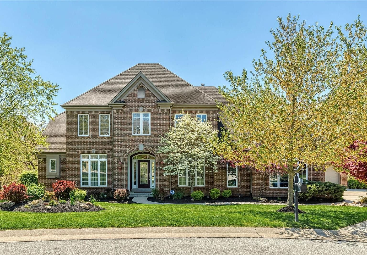 1524 Quail Hollow Ct, Ballwin, MO 63021 Zillow
