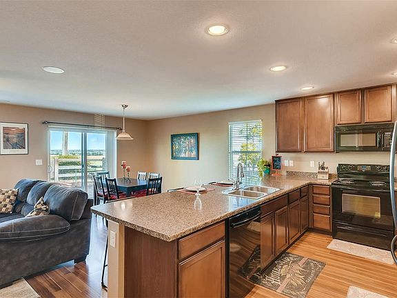 5th image of 13490 Uinta St