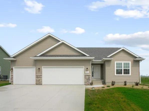 1502 Partridge Ln, Waterloo, IA 50701