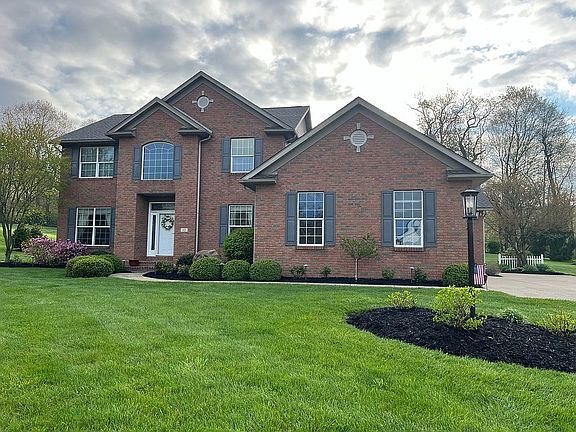 2nd image of 12 Laurelwood Dr