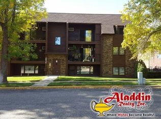 2036 N Kavaney Dr APT 9, Bismarck, ND 58501