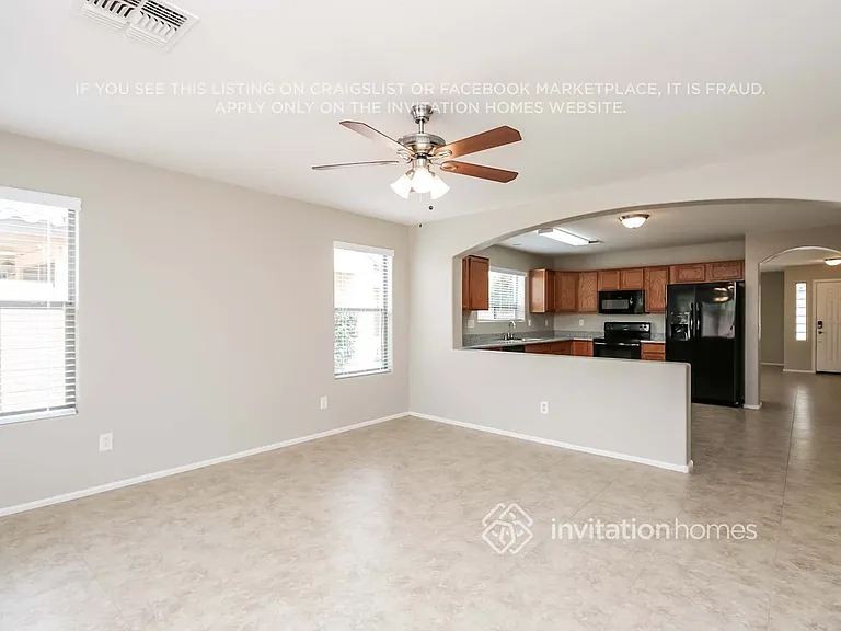 38166 N Sandy Dr — Photo 4