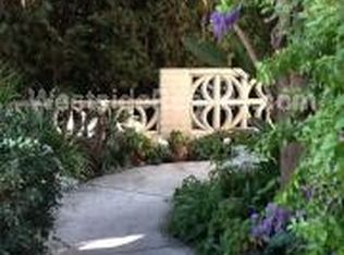 1127 Hacienda Pl APT 4, West Hollywood, CA 90069