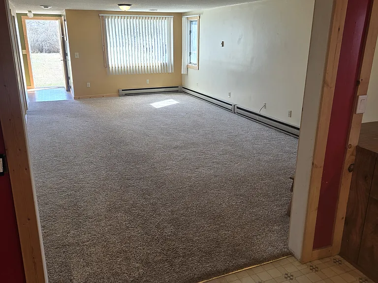 130 2nd Ave NW — Photo 3