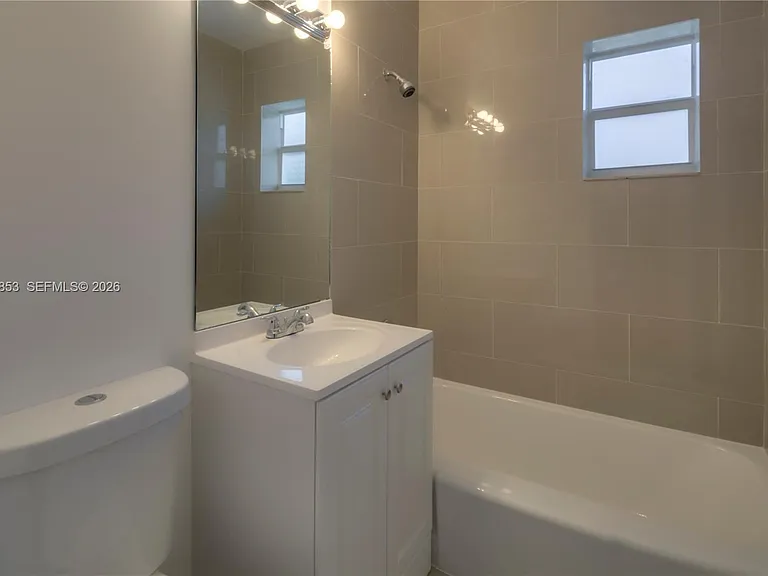 14115 NW 5th Ave — Photo 11