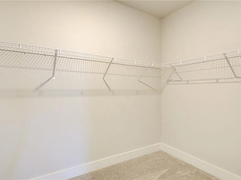 6904 Lancelot Ct — Photo 31