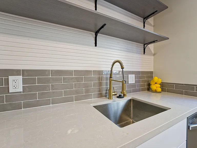 271 N 6th St #3 — Photo 11