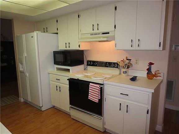 4th image of 6506 Turtle Creek Blvd