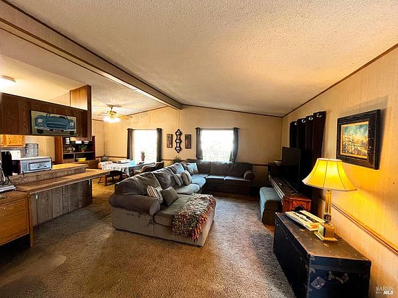 3rd image of 14150 Lakeshore Drive