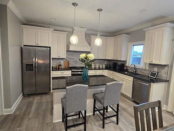 4th image of 3011 Lisa Ln