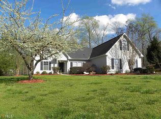 159 Buckeye Trails Dr, Commerce, GA 30530