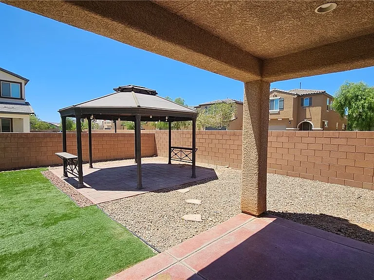 8685 Sparrow Desert Ave — Photo 28