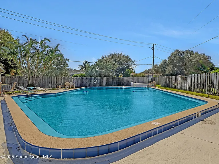 2186 Highway A1A #4C — Photo 2