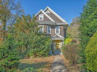 94 Willowdale Montclair, Montclair, NJ 07042