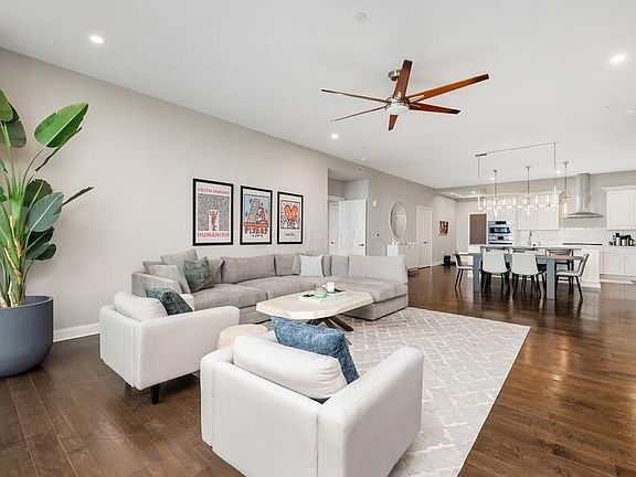 3rd image of 250 W Spring St APT 323