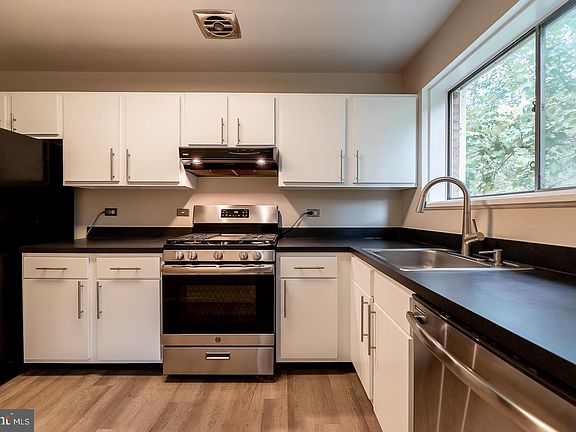 4th image of 10600 Kenilworth Ave APT 201
