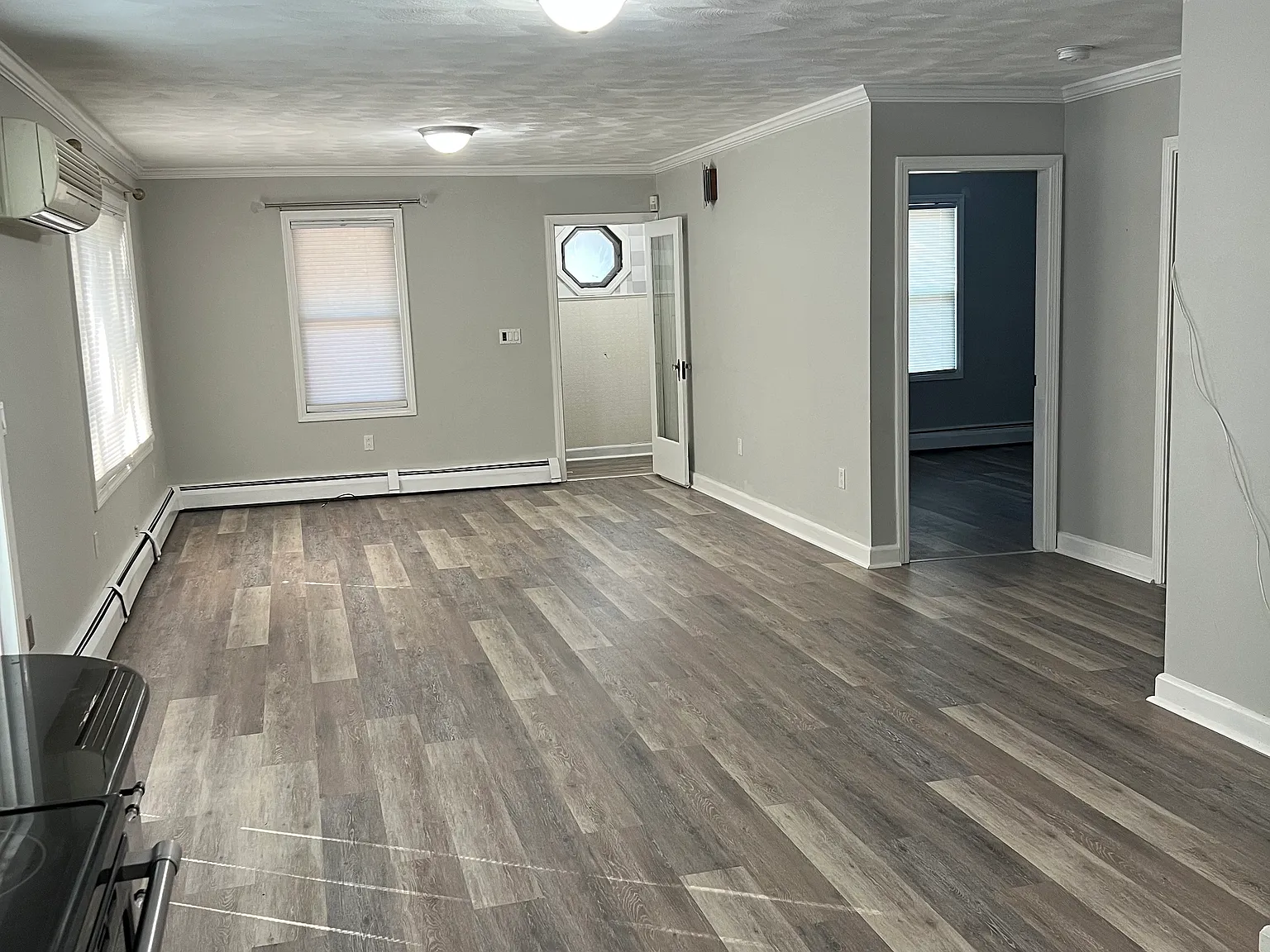 2 bed, 996 sqft, $2,195 — Photo 1