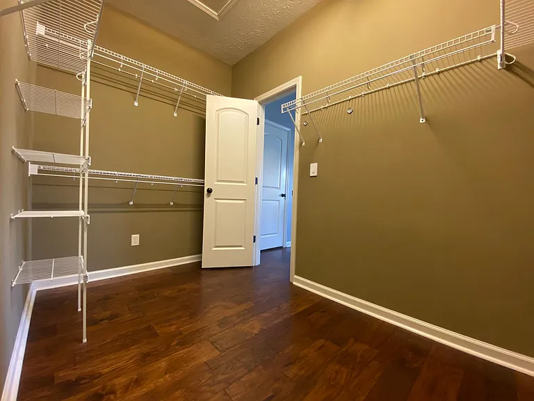 9761 Silver Bell Ct — Photo 27