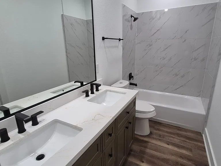 3003 Delano St — Photo 26