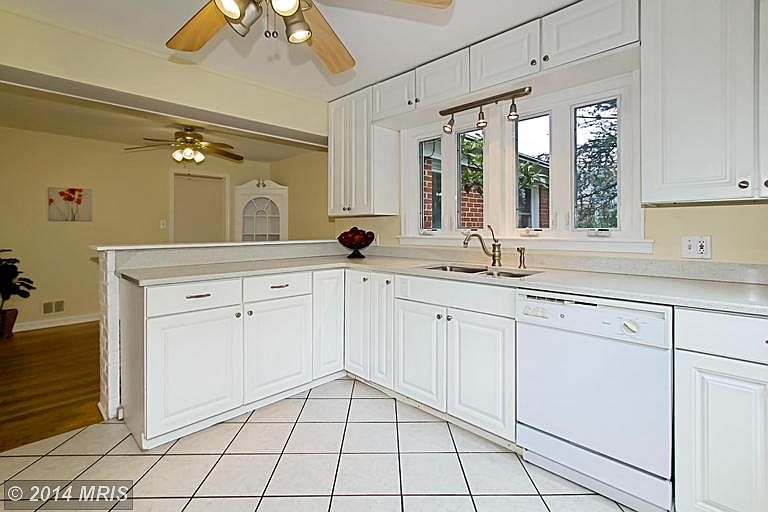 1st image of 3461 Washington Dr