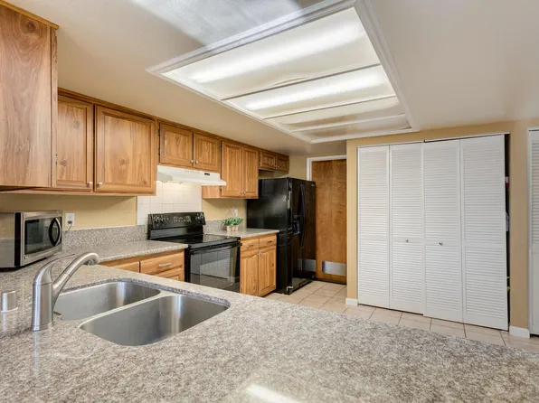 2617 Independence Ave, West Sacramento, CA 95691