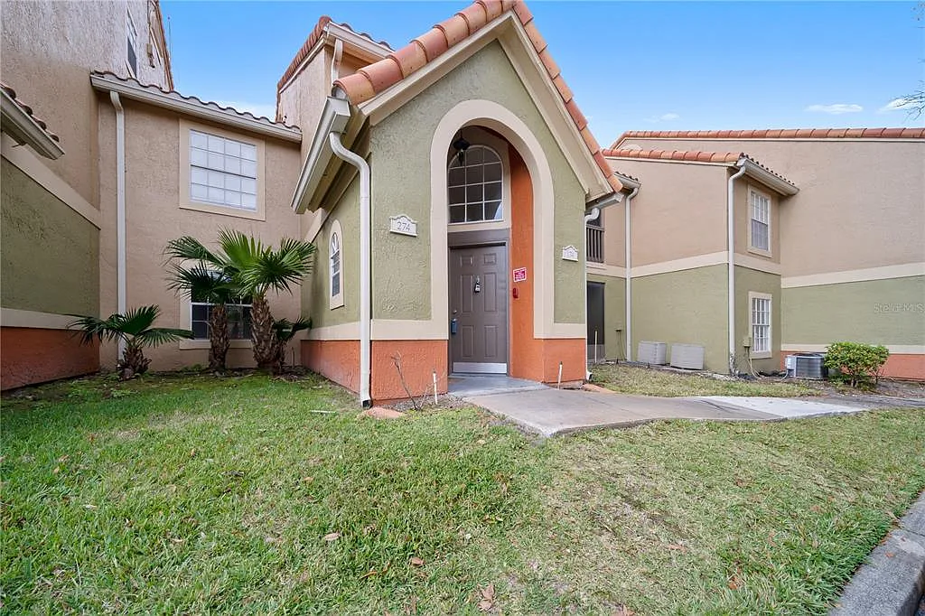 Building Photo - 441 Fountainhead Cir #174