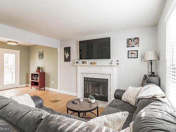 3rd image of 3901 Sea Bass Ct