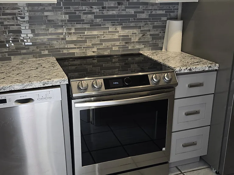 581 Blue Heron Dr #108B — Photo 5