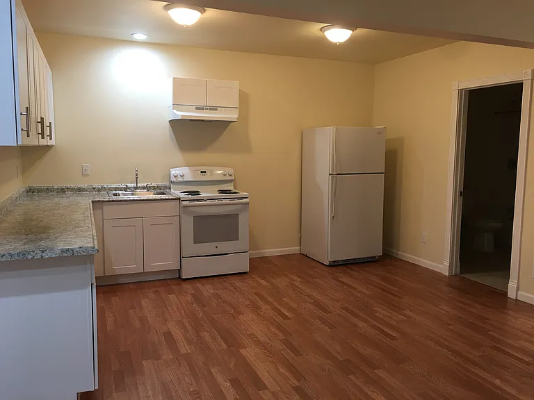 16840 Bell Ave — Photo 14