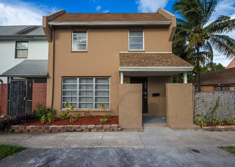 1st image of 1343 Silverado Dr
