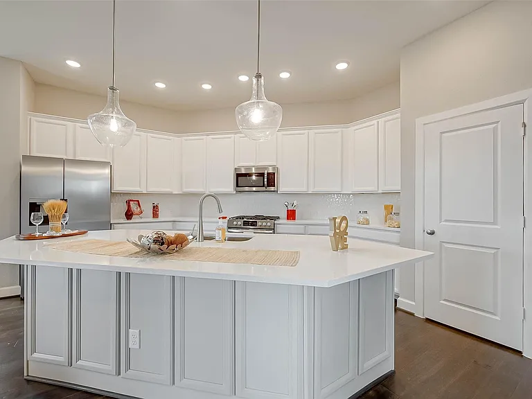 10707 Deer Path Dr — Photo 9